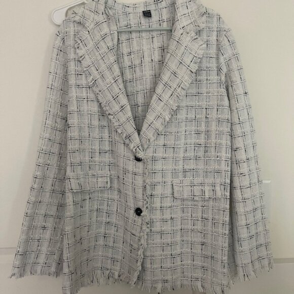 SHEIN White and Black Plaid Blazer - Picture 1 of 8